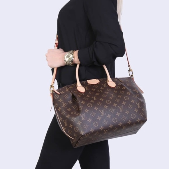 Louis Vuitton Turrene MM - Picture 2 of 16